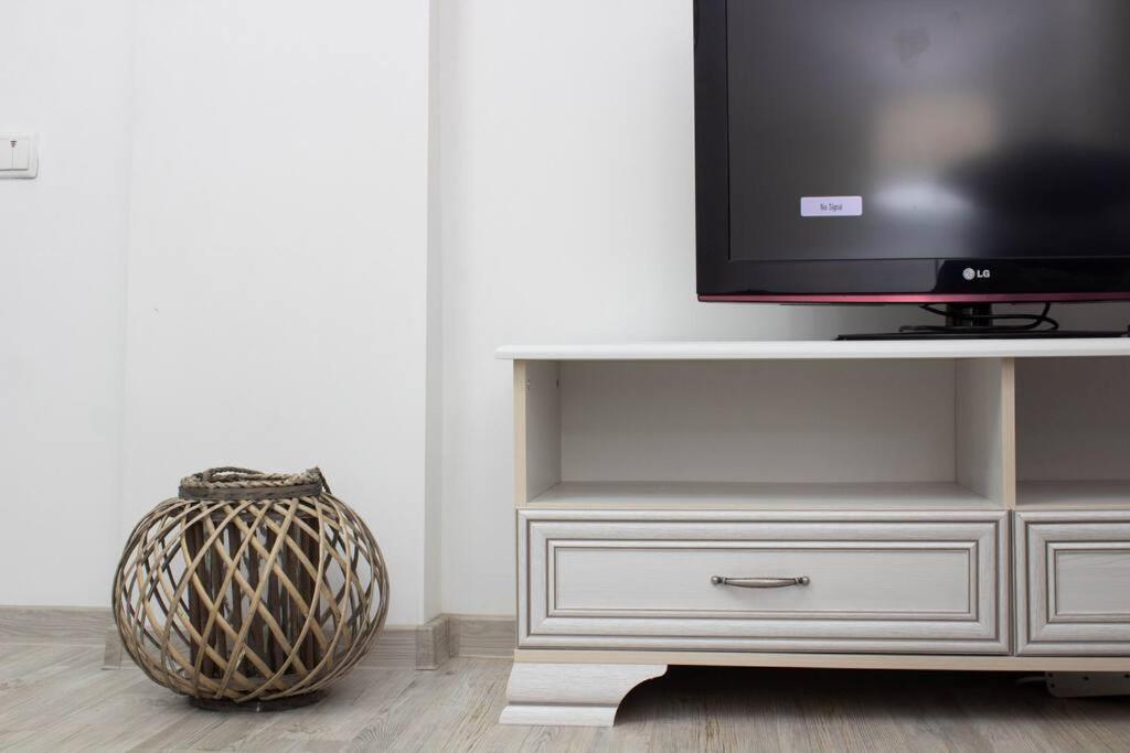 Bluebird, 2 Bedroom Stylish In Apartament Batumi