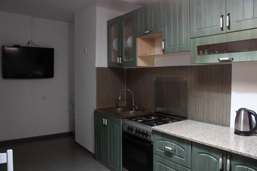 Bluebird, 2 Bedroom Stylish In