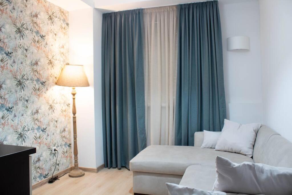 Bluebird, 2 Bedroom Stylish In Apartament